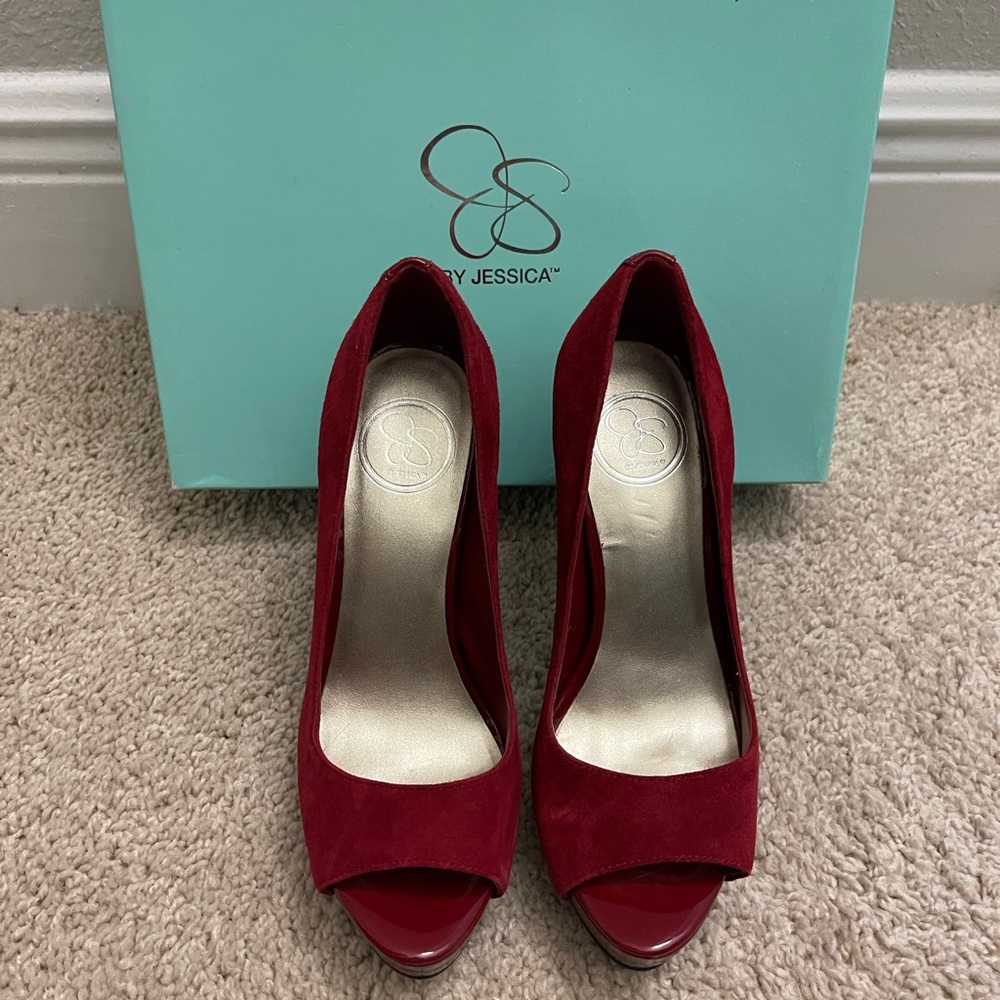 Jessica Simpson heels